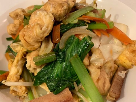 沖縄料理の定番！ポークと小松菜のフーチャンプルー
